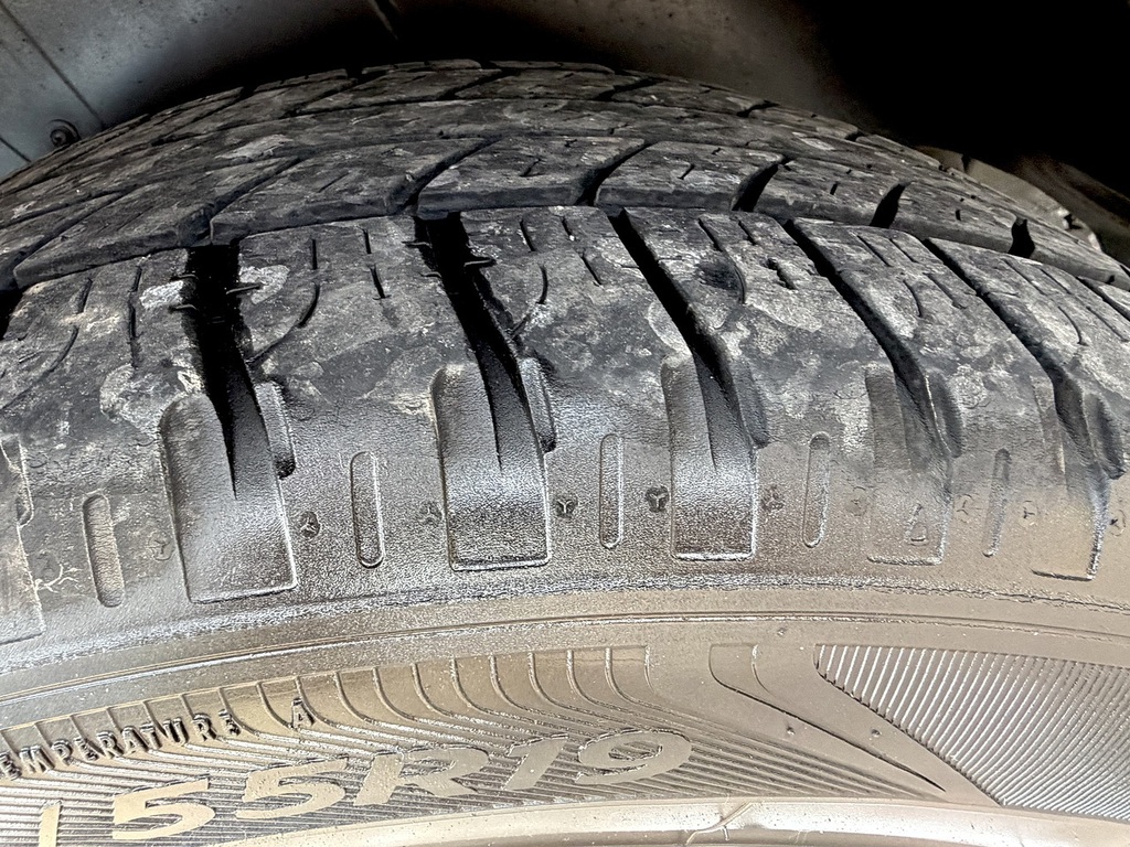 Land Rover Discovery 4 Sd V6 Hse Silver #4