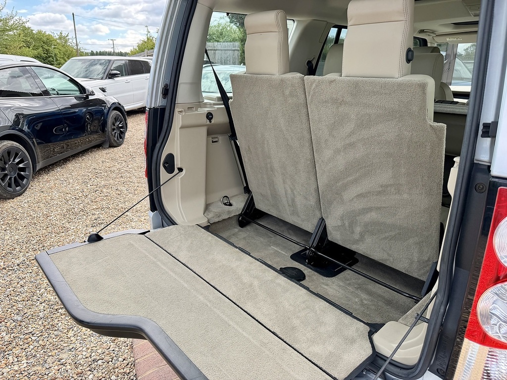 Land Rover Discovery 4 3L Xs Grey #22
