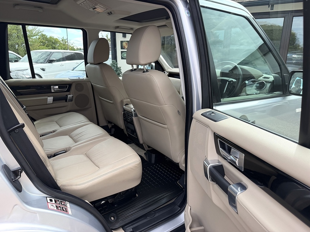 Land Rover Discovery 4 3L Xs Grey #38