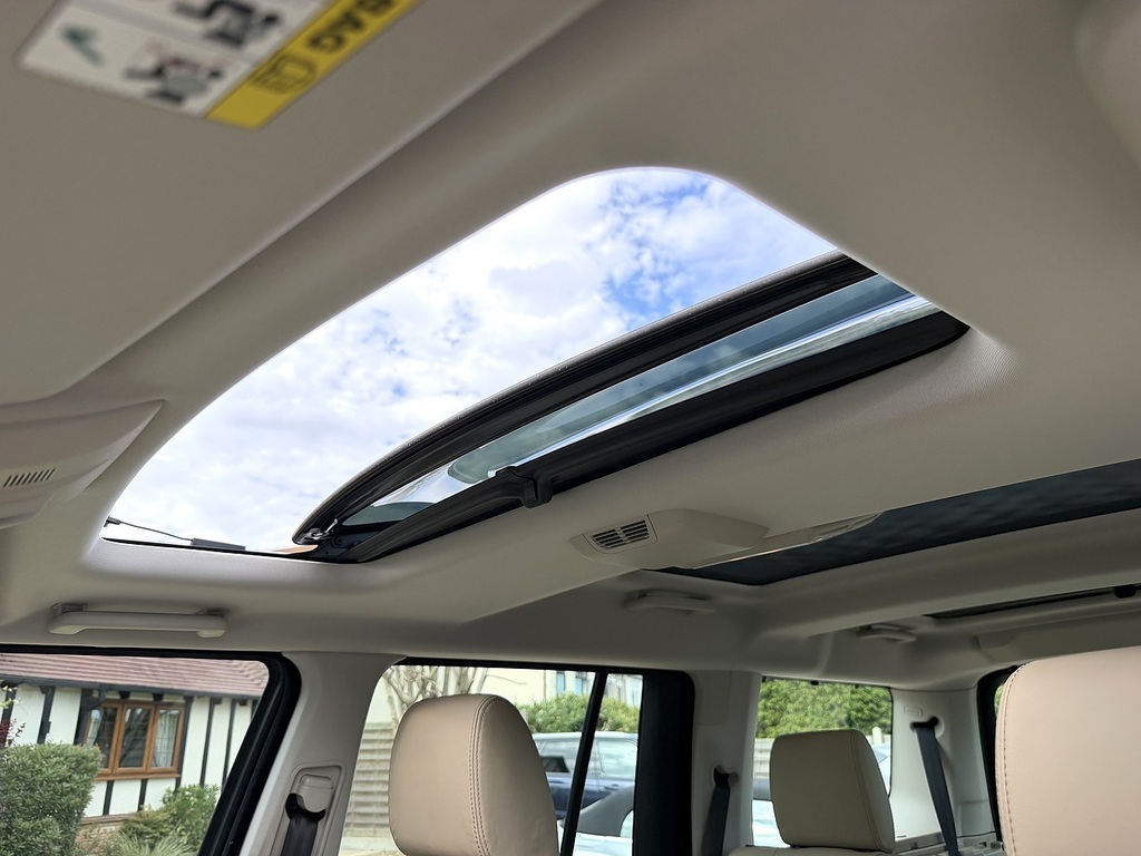 Land Rover Discovery 4 3L Xs Grey #47