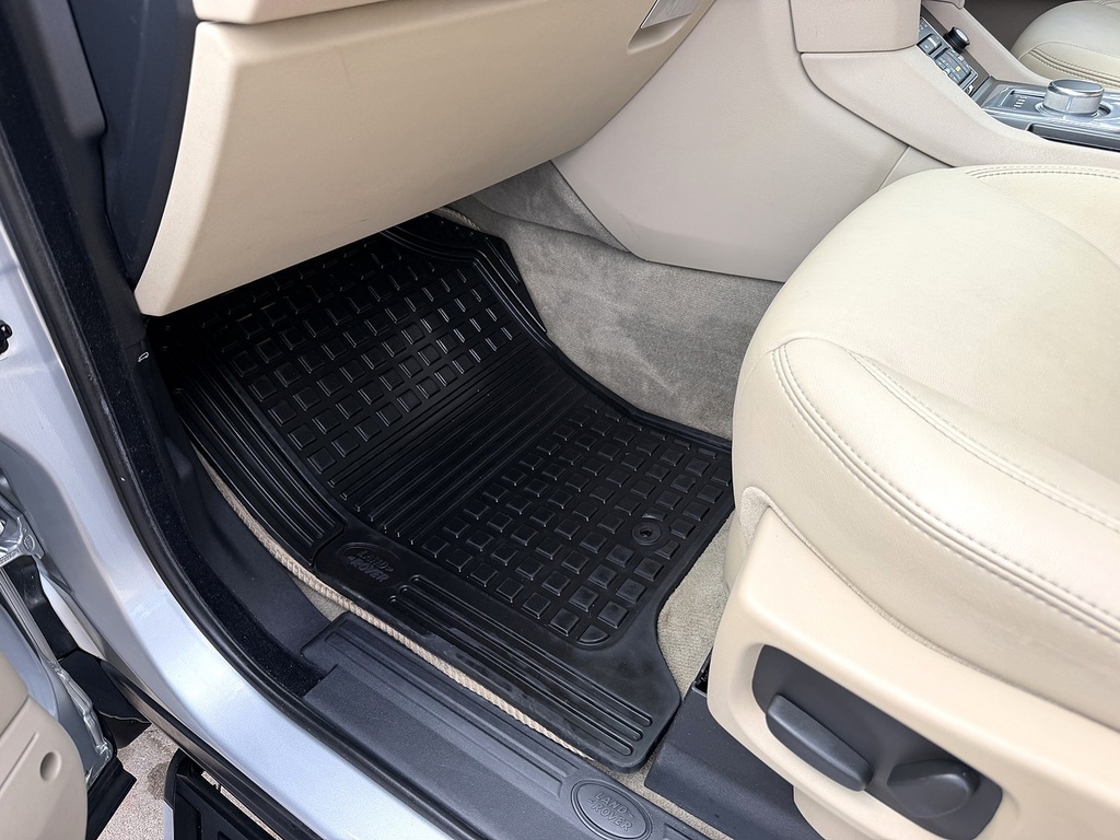 Land Rover Discovery 4 3L Xs Grey #46