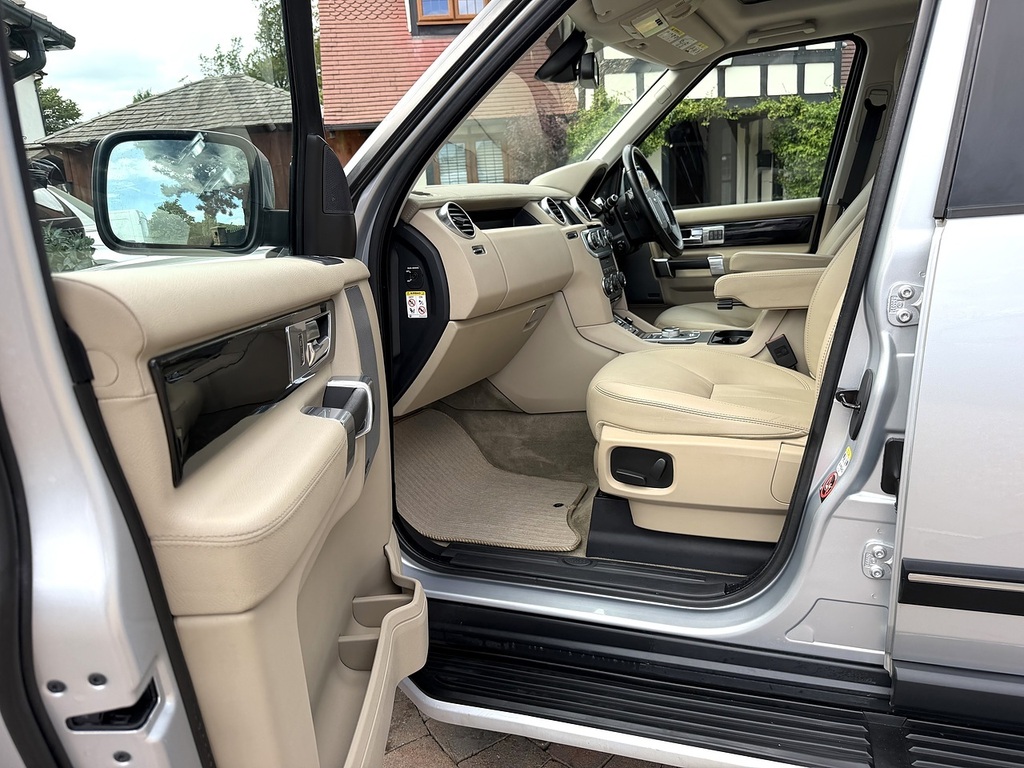 Land Rover Discovery 4 3L Xs Grey #41