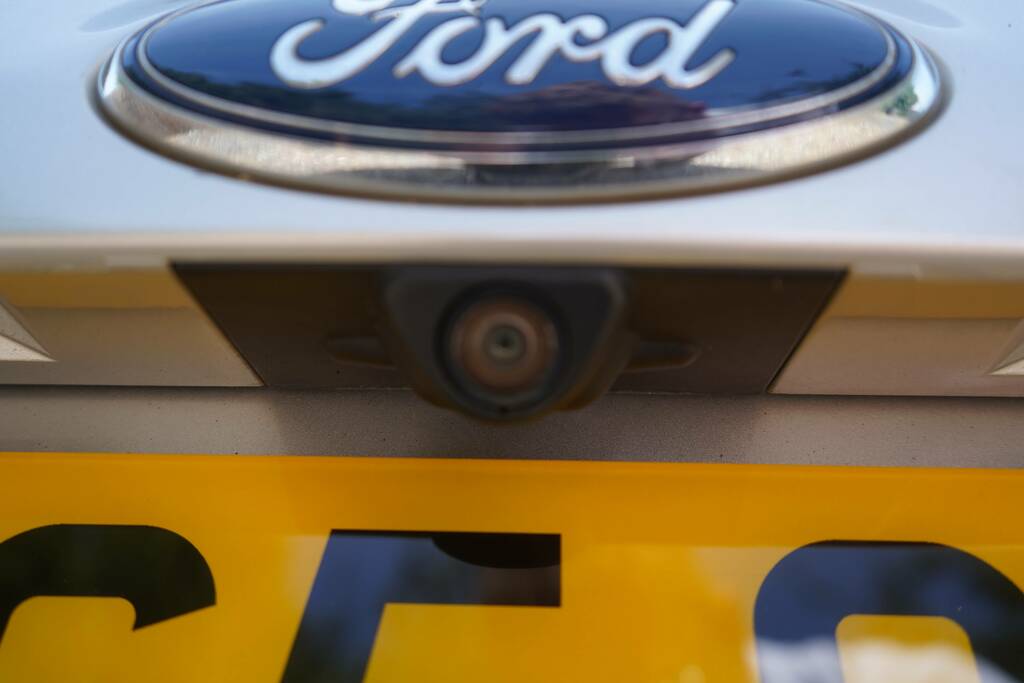 Ford Kuga Suv 2.0 Tdci Titanium Awd Euro 6 Ss 20151 Grey #7