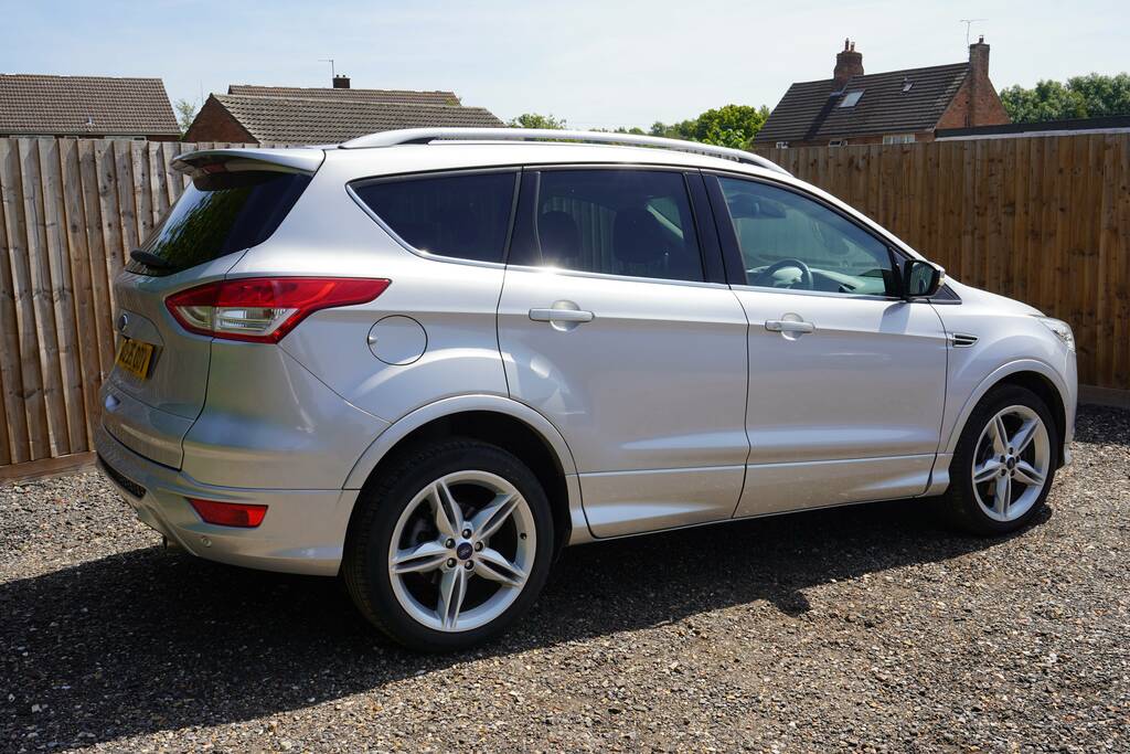 Ford Kuga Suv 2.0 Tdci Titanium Awd Euro 6 Ss 20151 Grey #2