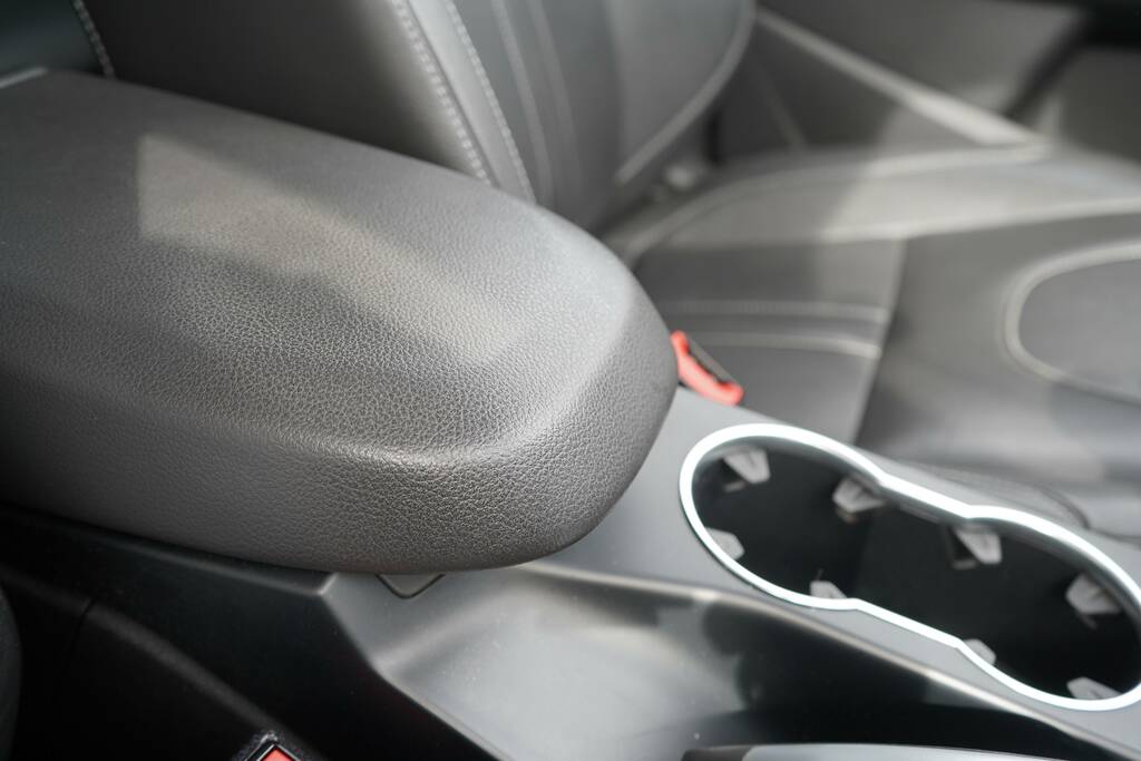 Ford Kuga Suv 2.0 Tdci Titanium Awd Euro 6 Ss 20151 Grey #13