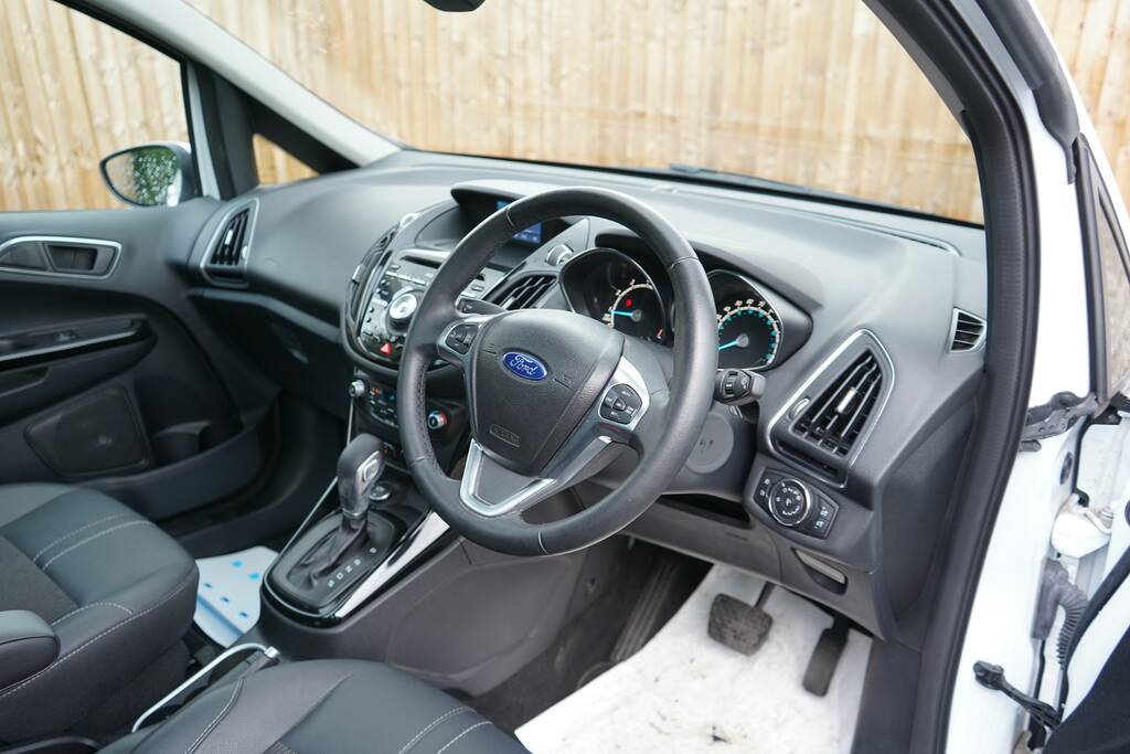 Ford B-Max Titanium Blue #14