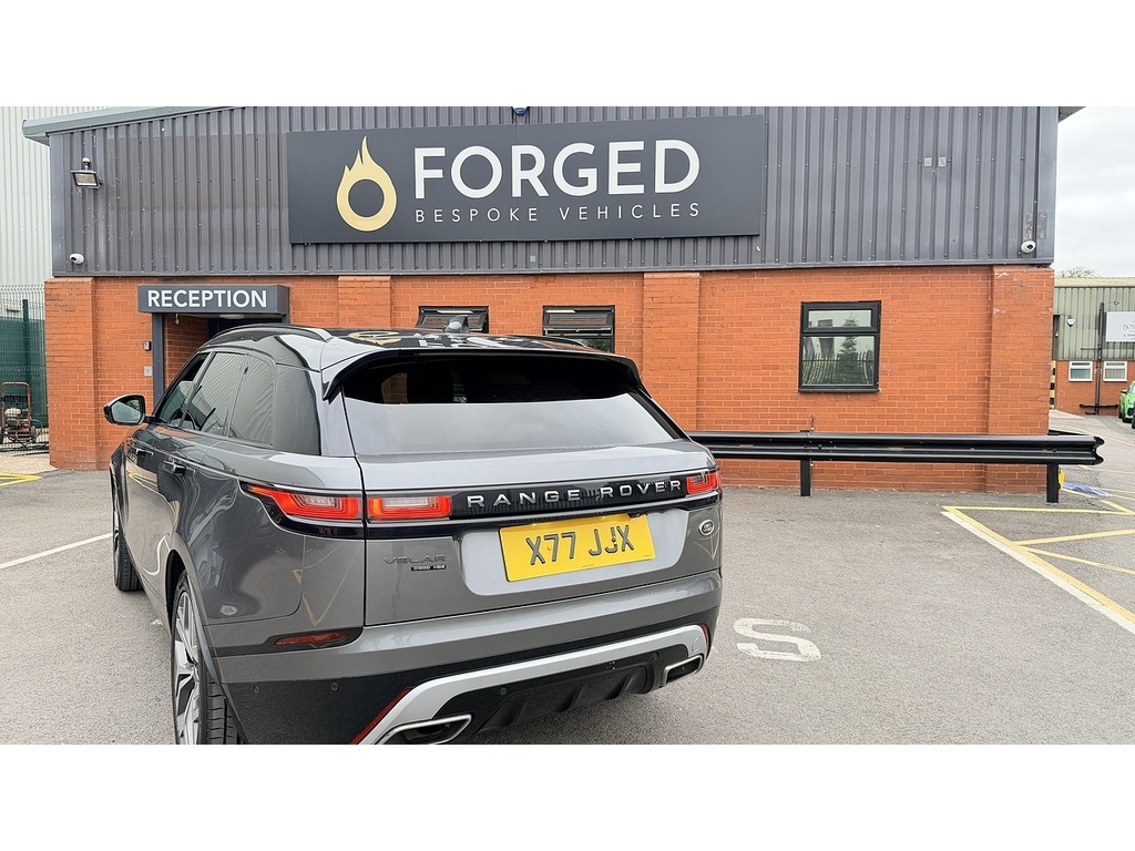 Land Rover Range Rover Velar Sd6 V6 R-dynamic Hse Grey #4