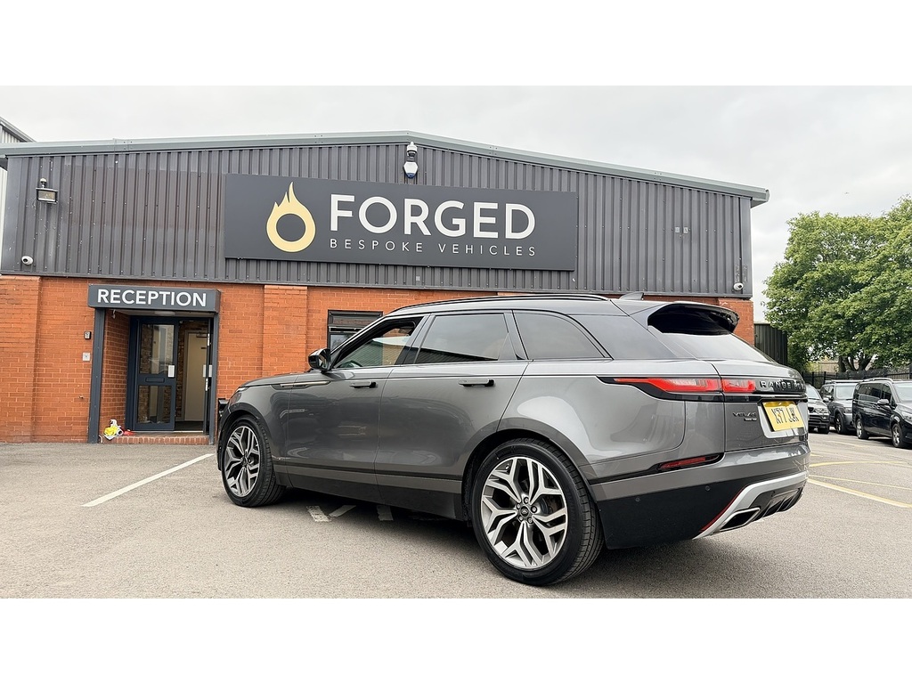 Land Rover Range Rover Velar Sd6 V6 R-dynamic Hse Grey #3