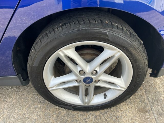 Ford Focus Estate 1.0T Ecoboost Titanium Euro 6 Ss 20 Silver #9
