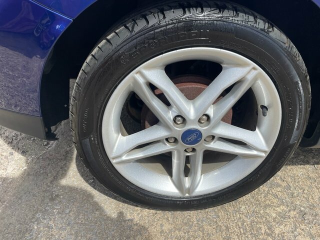 Ford Focus Estate 1.0T Ecoboost Titanium Euro 6 Ss 20 Silver #6