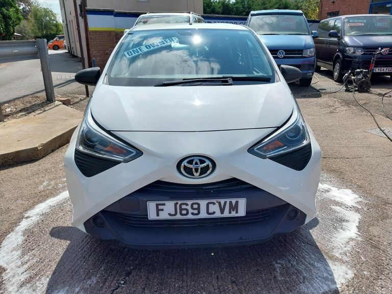 Toyota Aygo Vvt-i X White #3