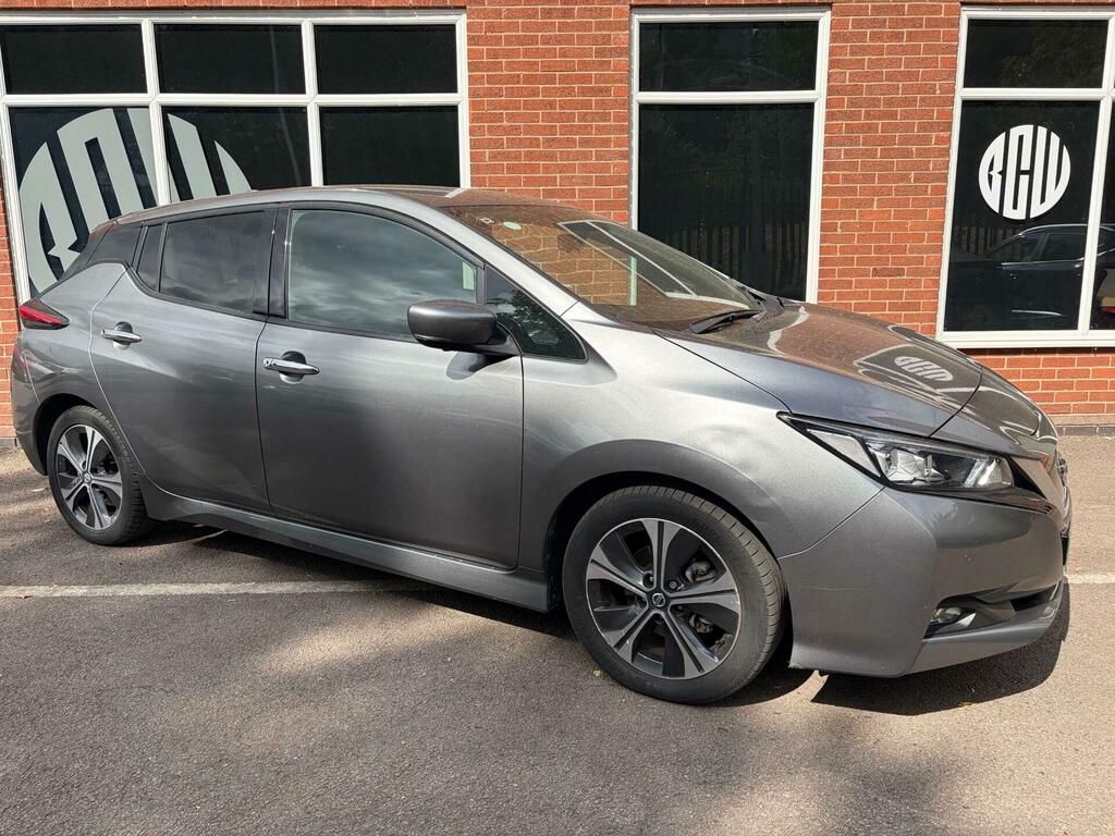 Nissan Leaf 40Kwh Tekna Grey