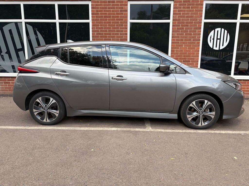 Nissan Leaf 40Kwh Tekna Grey #2