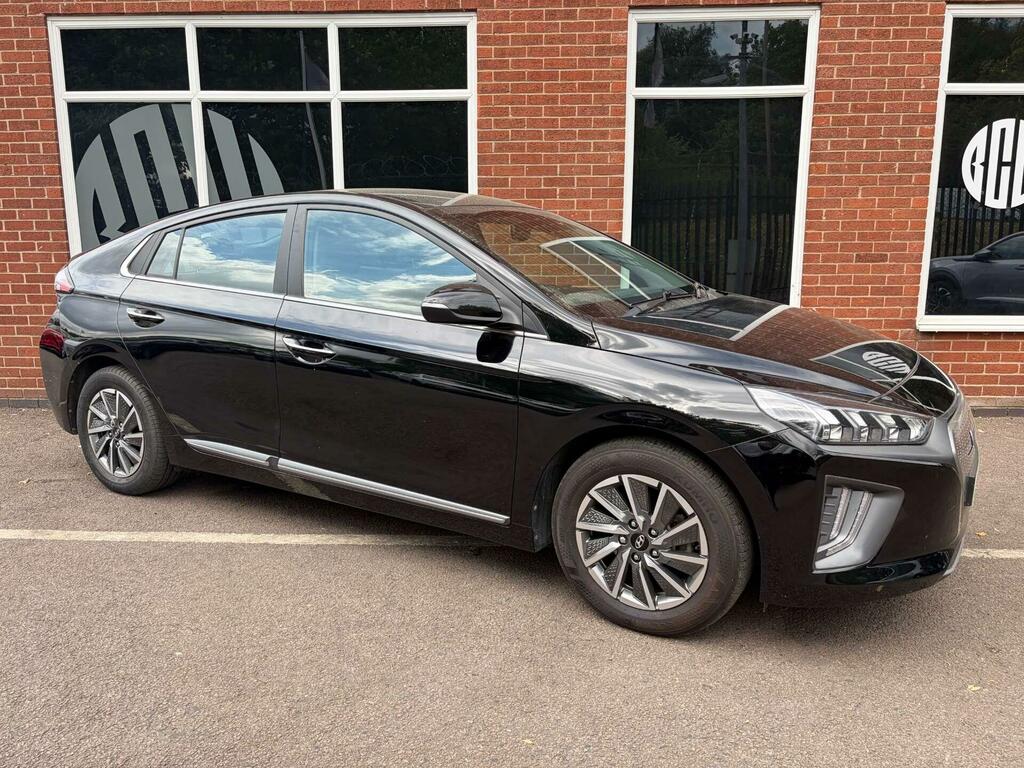Hyundai Ioniq 38.3Kwh Premium Black