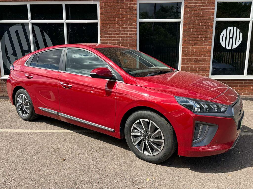 Hyundai Ioniq 38.3Kwh Premium OV71HUP Red