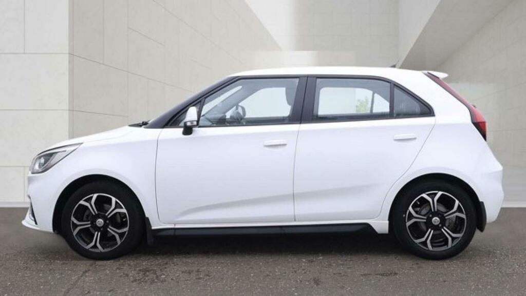 MG MG3 Exclusive White #5