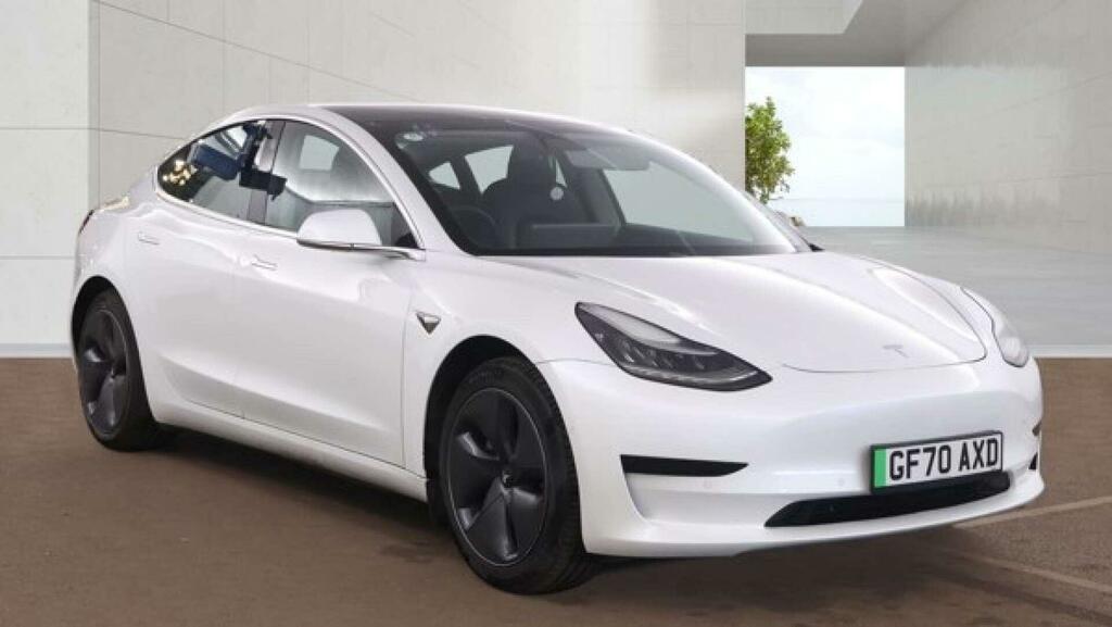 Tesla Model 3 Standard Range Plus White