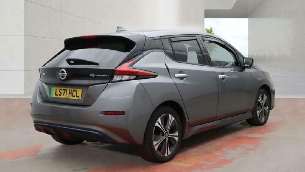 Nissan Leaf E N-connecta Grey #3