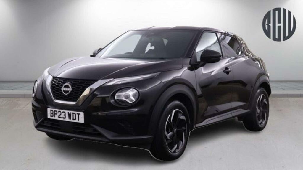 Nissan Juke N-connecta Black #2