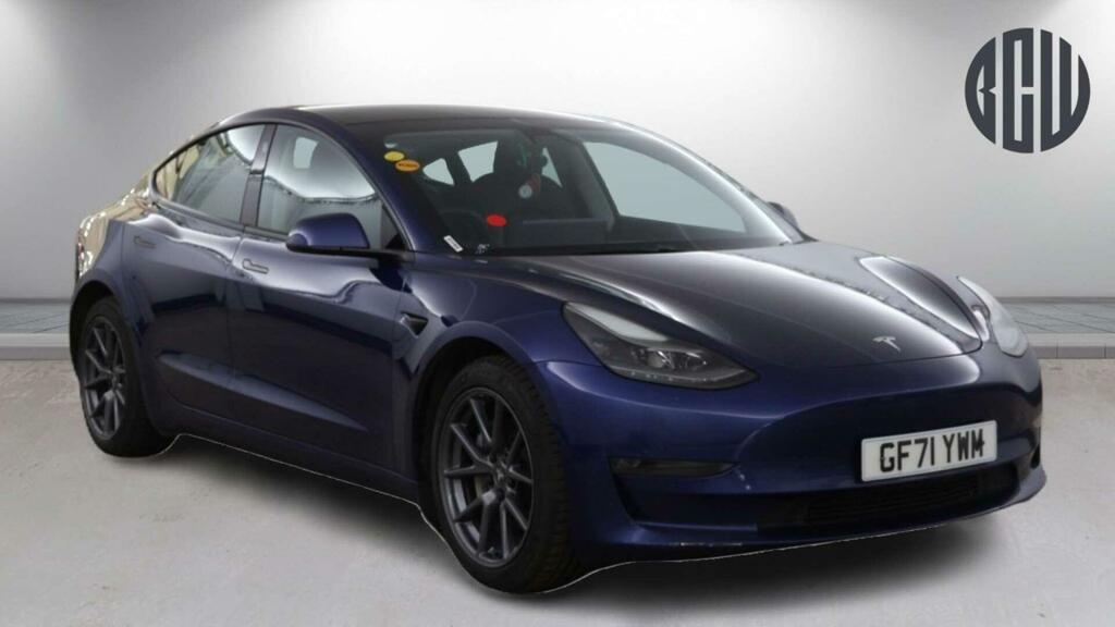 Tesla Model 3 Long Range Blue