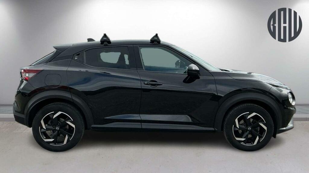 Nissan Juke N-connecta Black #2