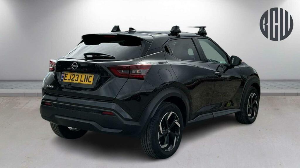 Nissan Juke N-connecta Black #5