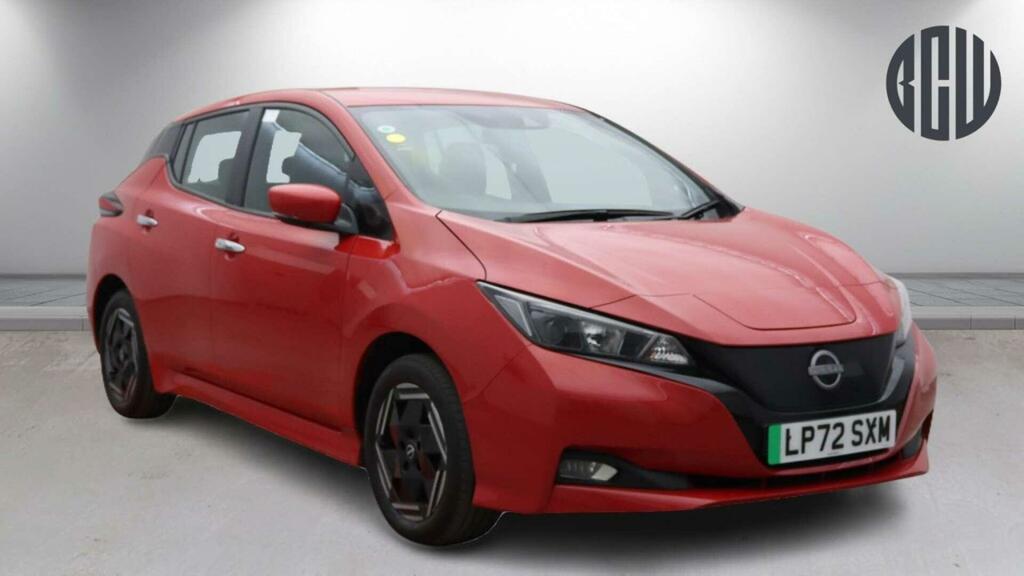 Nissan Leaf Acenta Red