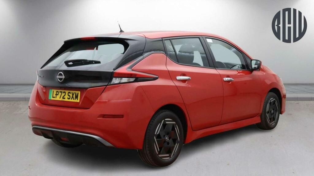 Nissan Leaf Acenta Red #3