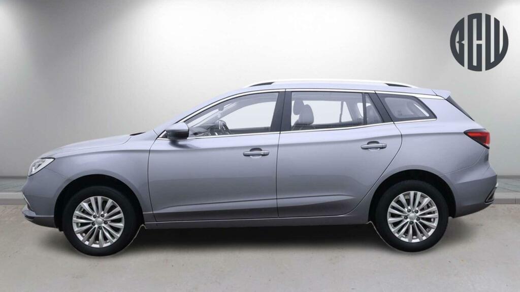 MG MG5 Exclusive Long Range Silver #6
