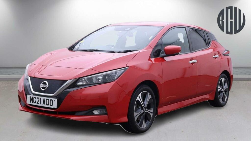 Nissan Leaf N-connecta Red #2