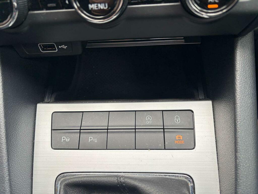 Skoda Octavia Estate 2.0 Tdi Se L Dsg Euro 6 Ss 201868 Black #25