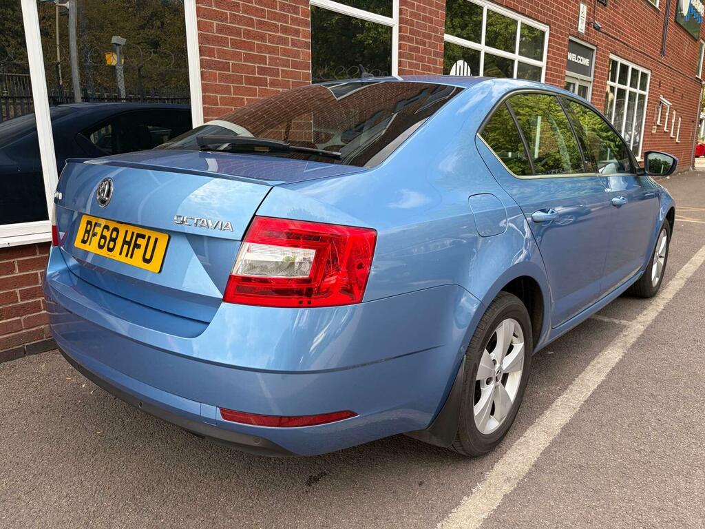 Skoda Octavia Se Technology Blue #5
