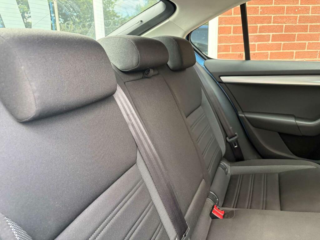 Skoda Octavia Estate 2.0 Tdi Se L Dsg Euro 6 Ss 201868 Black #13