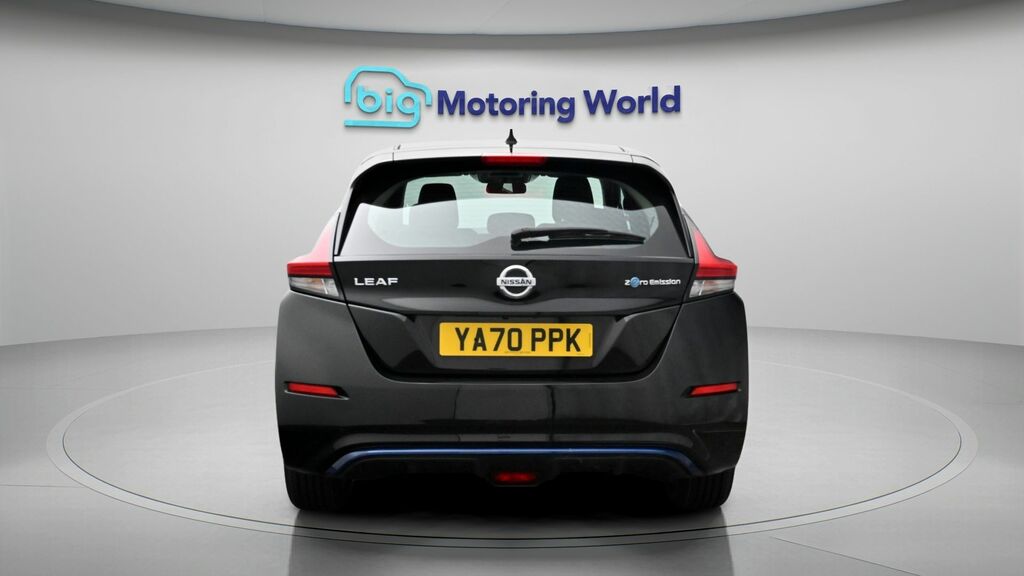Nissan Leaf Acenta Black #6