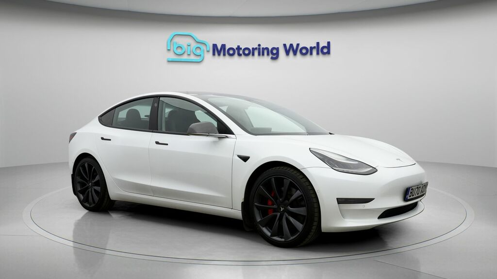 Tesla Model 3 Performance White