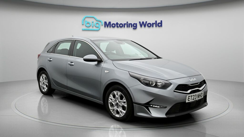 Kia Ceed 2 Silver