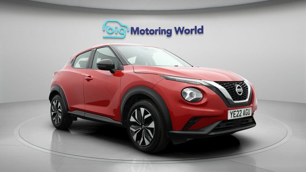 Nissan Juke Acenta Red
