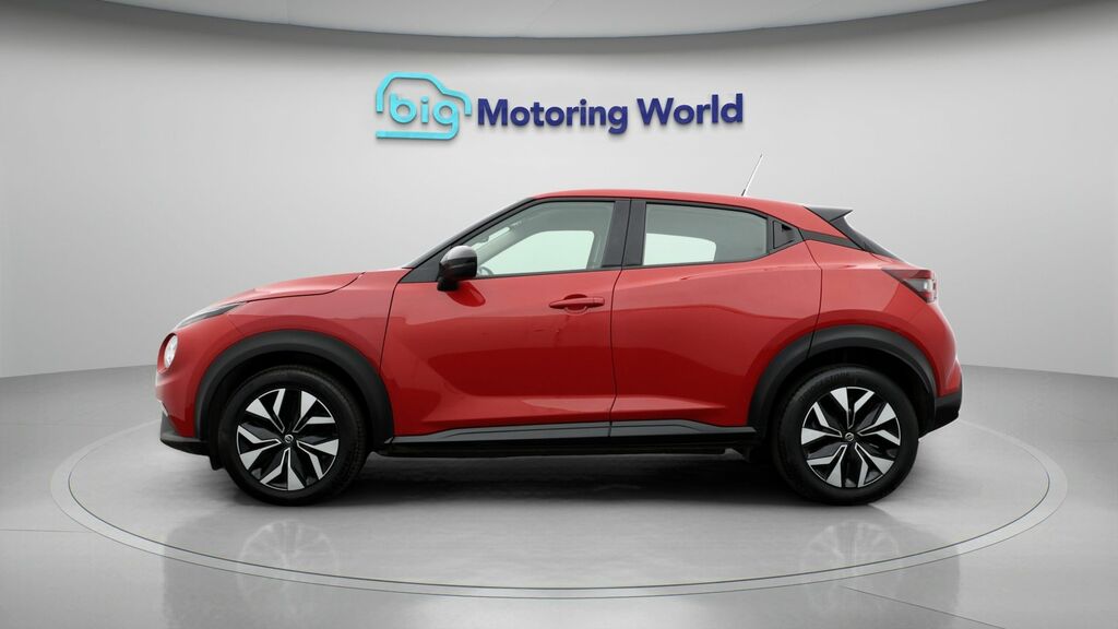 Nissan Juke Acenta Red #4