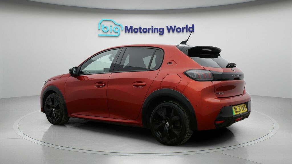 Peugeot e-208 Gt Red #5