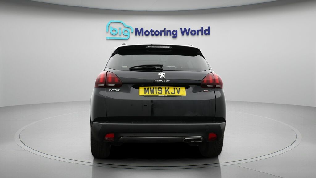 Peugeot 2008 Gt Line Black #6