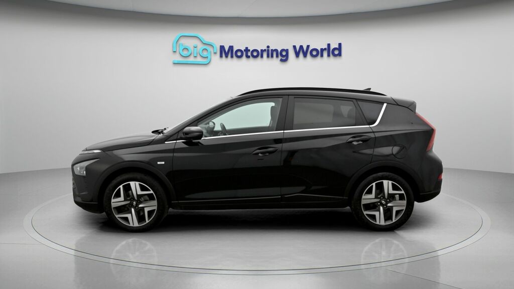 Hyundai Bayon Premium Black #4