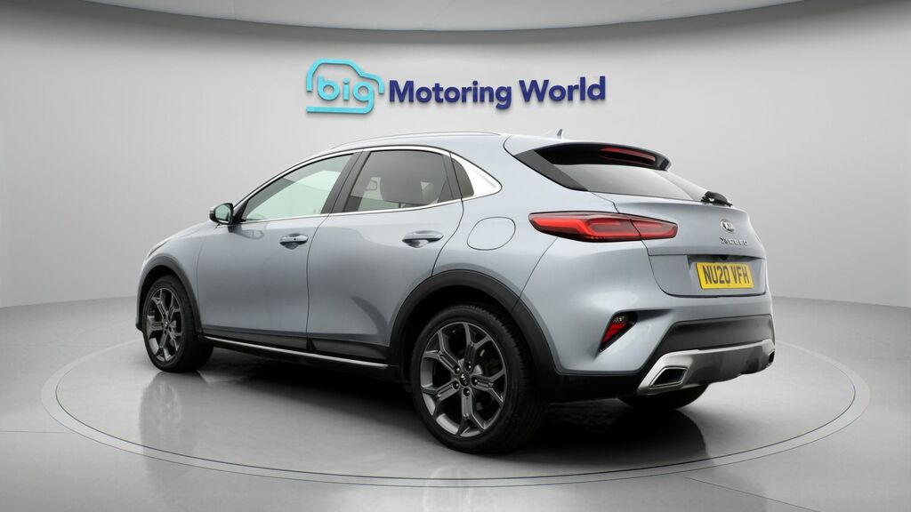 Kia Xceed 3 Silver #5