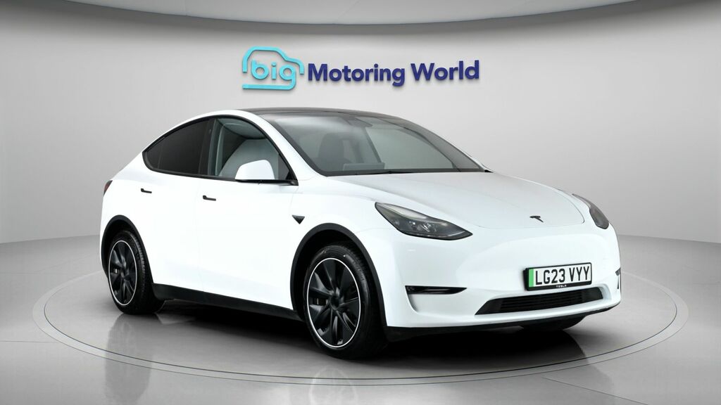 Tesla Model Y Long Range White
