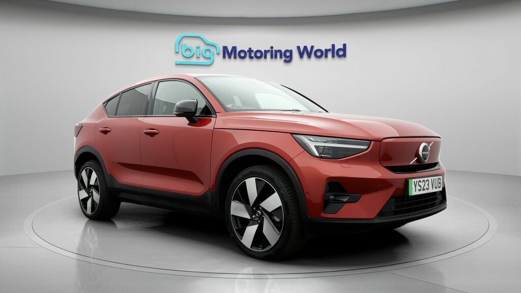 Volvo C40 Ultimate Red