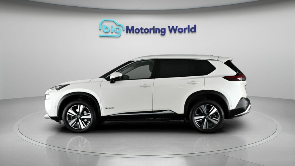 Nissan X-Trail Tekna White #5