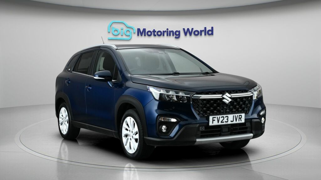 Suzuki S Cross Motion Blue