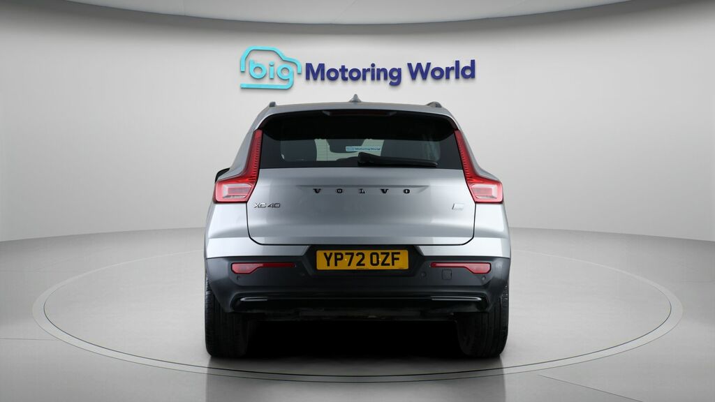 Volvo XC40 Plus YP72OZF Silver #6