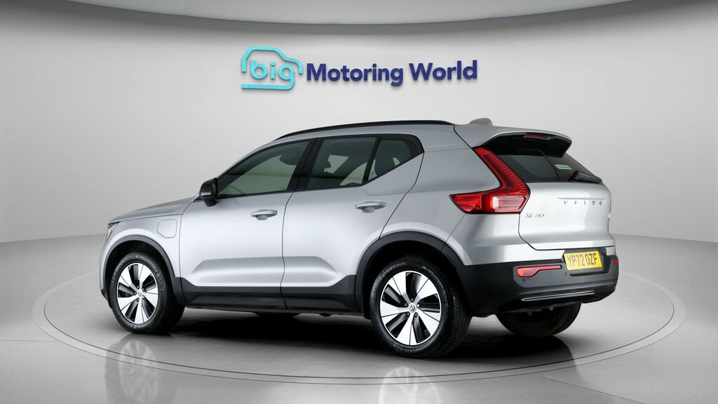 Volvo XC40 Plus YP72OZF Silver #5