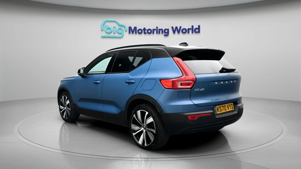 Volvo XC40 First Edition Blue #5