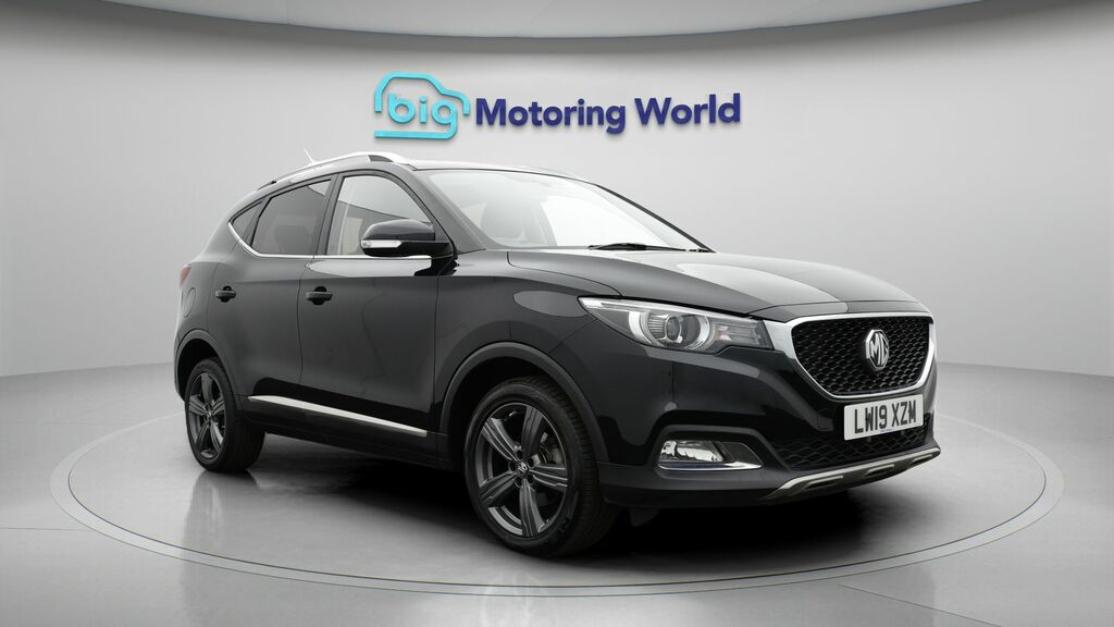 MG ZS Exclusive Black